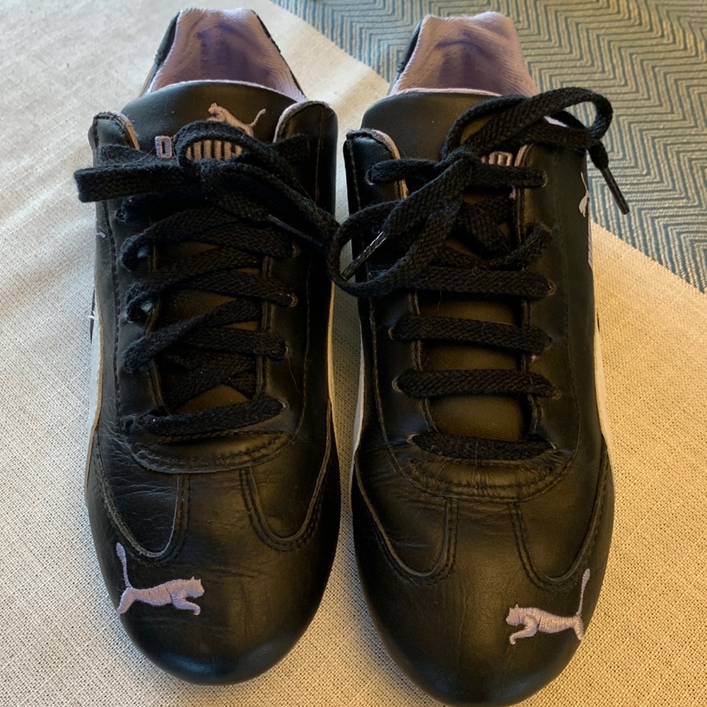 Puma leather upper sneakers excellent condition brand new- trying on only-
